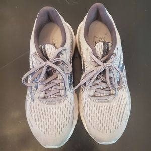 Brooks adrenaline 21 sneakers